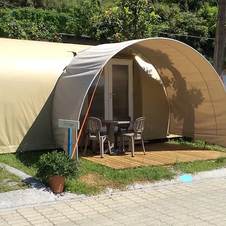 Caravan Park La Vesima Campsite *